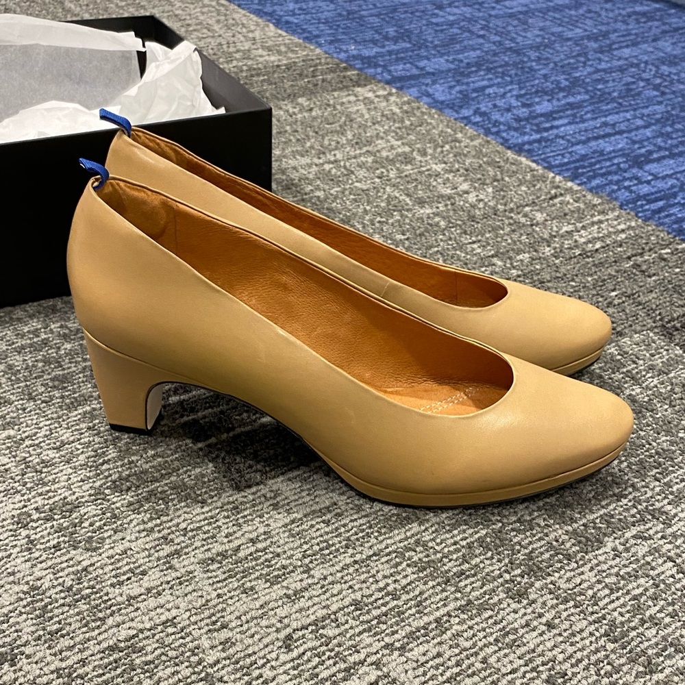 Bnib dr Liza sneaker pump golden sand 11M leather Brazil comfort